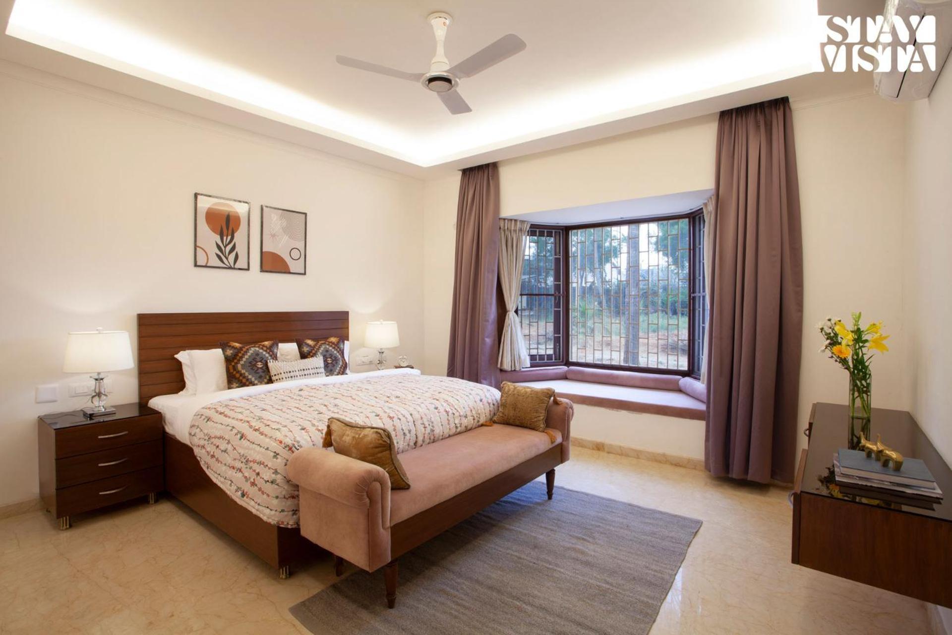 Stayvista At Silver Oak Farm - Breakfast Included Bangalore Extérieur photo